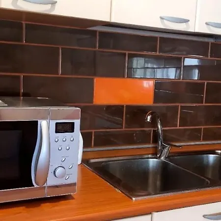 Al Mare - Mali I Robit- Golem Apartment *